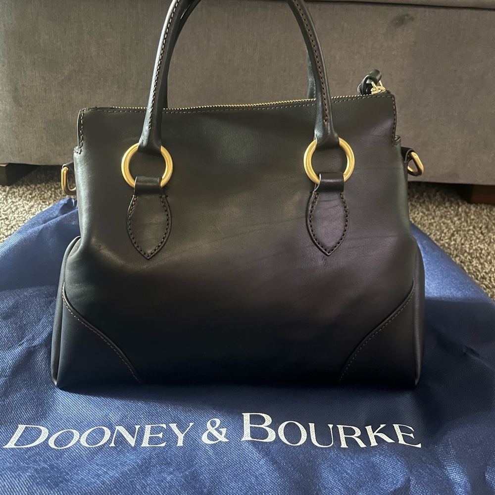 Dooney & Bourke Black Leather Satchel 38 with Gold Hardware - Picture 4 of 4